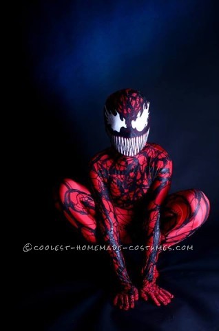 El mejor disfraz casero de Carnage (villano de Spider-Man)