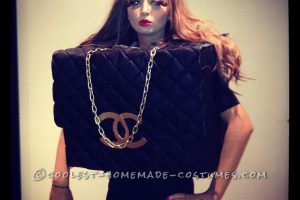 El traje-bolso de mujer original Chanel hágalo usted mismo.