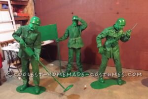 Genial disfraz para nuestros trillizos: Army Greens