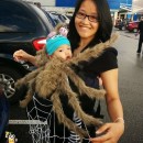 Genial disfraz de mamá y bebé - Araña y telaraña