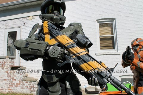 ¡El disfraz de Master Chief Halo 4 para un niño de 12 años, completamente construido desde cero!