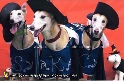 Genial disfraz casero de perro Three Mouthsketer - Ideas de disfraces de perros de Halloween