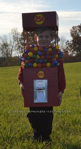 Genial traje de dúo: Gumball Machine y Quarter