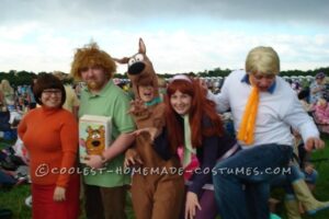 Disfraz de Velma Scooby-Doo simple y fácil de hacer