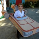 Mi hija de 8 años es una gran fan de Star Wars, así que este año le hice un disfraz de Land Speeder.  Coche del Episodio 4: New Hop.