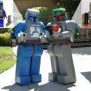 Hola a todos, somos mi hijo y yo con los disfraces de Django y Boba Fett que hice originalmente para Comic Con 2012. Yo soy Django y él es Boba.  este