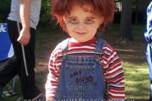 El pequeño disfraz de bebé Chucky que ganó la competencia