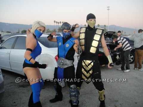 Disfraz de Halloween hecho en casa de la princesa Kitana Mortal Kombat