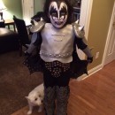 El minitraje más genial de Gene Simmons