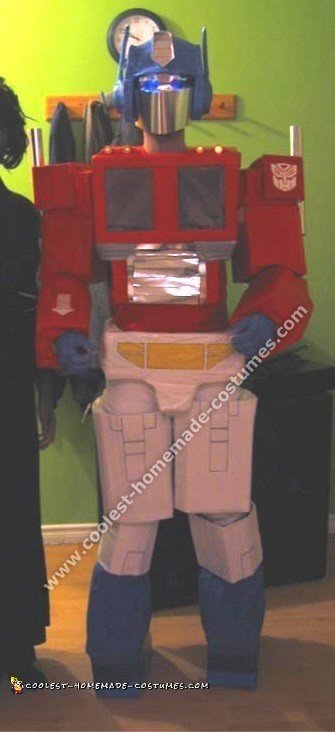 Disfraz de Optimus Prime Transformers para Halloween