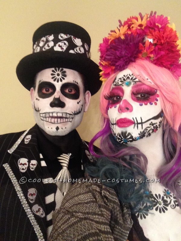 Increíble disfraz de pareja para el Día de Muertos