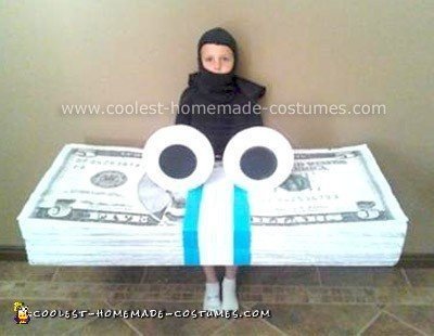 Traje hecho en casa GEICO Money Stack