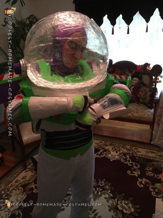 El mejor disfraz DIY de Buzz Lightyear