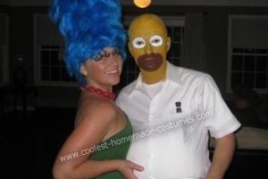 Genial disfraz para una pareja de Simpsons