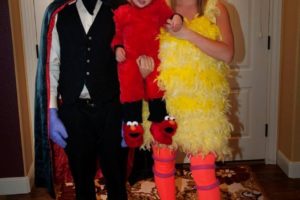 Cool DIY Count, Big Bird y Baby Elmo Family Disfraces de Halloween