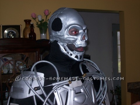 Traje Terminator T-600 2013