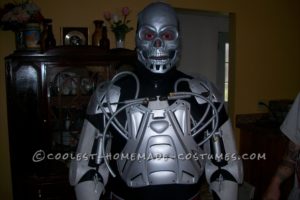 Traje Terminator T-600 2013