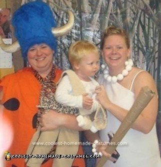 Ideas de disfraces de Halloween hechos por ti mismo para la familia Flintstone