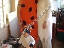 Las mejores ideas caseras de disfraces de Halloween para la familia Flintstone