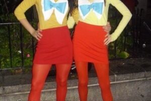 Disfraz de pareja de Tweedle Dee y Tweedle Dum de Disney para mujer