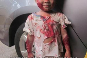 Disfraz de zombie bebé sangriento