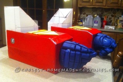 Disfraz realista de Optimus Prime de Transformers