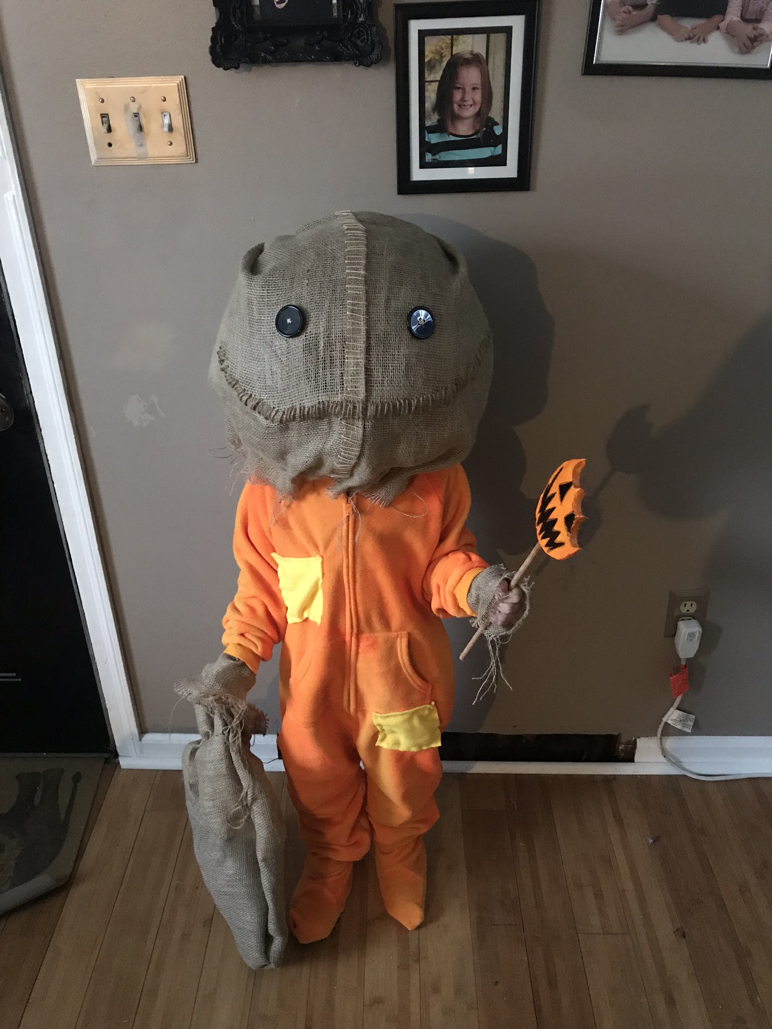 Disfraz de Sam Trick R Treat hecho a mano