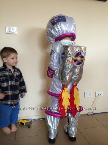 El disfraz de astronauta más cool para niña