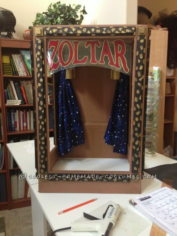 El increíble traje de trabajo de Zoltar