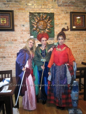 Hermanaaaaaaa!  ¡Tres chicas, Hocus Pocus y el amor de Halloween se unen en este gran combo!  Este es un trío dinámico, nacido hace tres años.