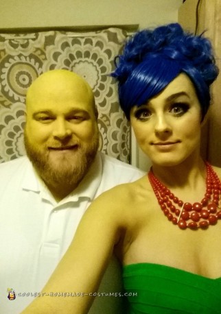 Pareja Homero y Marge Simpson disfrazados