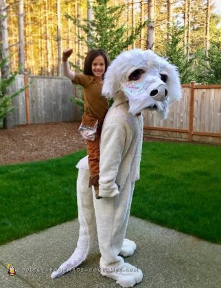 Genial disfraz casero de padre e hija - Atreyu y Falkor de Nevereding Story