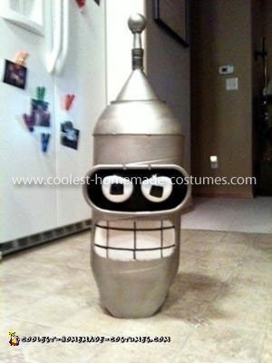 Disfraz casero de Bender de Futurama