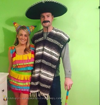 Disfraz de piñata mexicana para una pareja