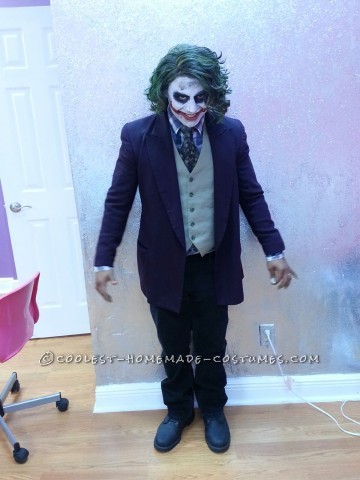 Genial disfraz de Joker hecho en casa para Halloween