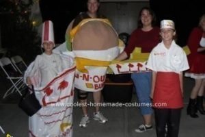El disfraz de grupo casero The Coolest In-N-Out Burger
