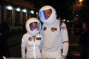 Disfraces de astronauta para una pareja