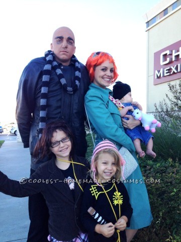 Genial disfraz familiar Despicable us