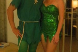 El mejor disfraz de Halloween de Peter Pan y Campanilla