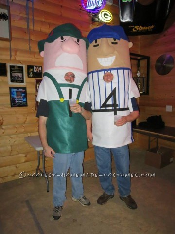 El traje de grupo más genial de Milwaukee Brewer Racing Sausages