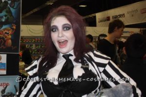 Cool Lady Beetlejuice Disfraz de Halloween hecho en casa