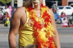 Genial disfraz de Hulk Hogan