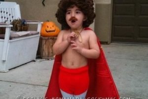 El mejor disfraz casero de Nacho Libre para un niño pequeño