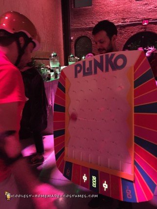 Genial traje de casa Juego Plinko