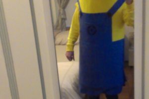 Disfraz de Minion de Halloween hecho a mano