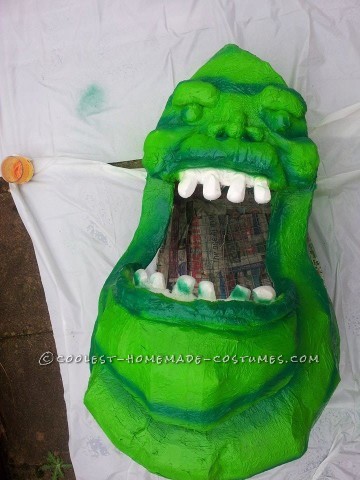 Slimer casero de un disfraz de Cazafantasmas