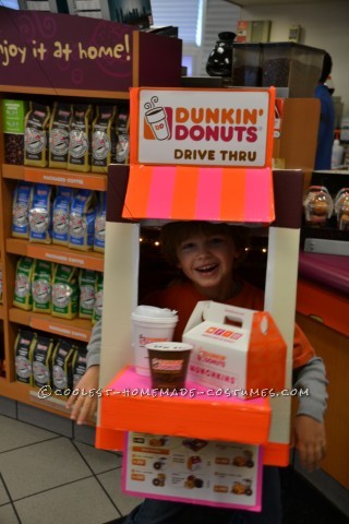 El mejor disfraz casero de Dunkin' Donuts Drive Thru