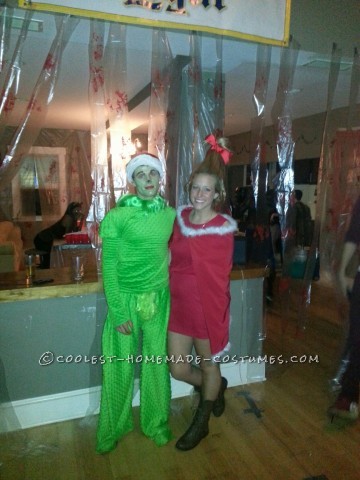 Disfraz hecho a mano de Grinch y Cindy Lou
