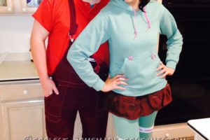 El disfraz de Halloween de pareja de Ralph el demoledor y Vanellope von Schweetz más genial