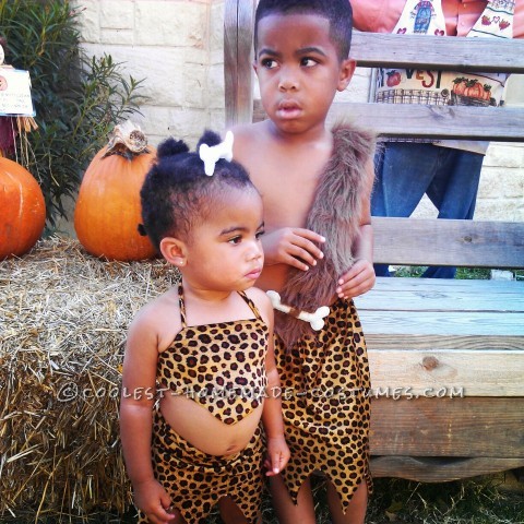 Bonitos disfraces de Halloween para niños de Pebbles y Bamm Bamm
